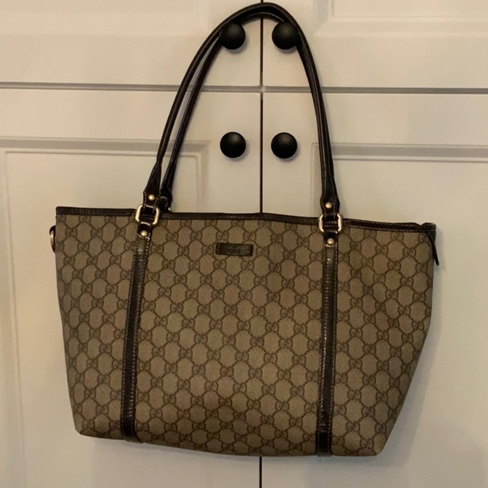 Gucci Purse! Authentic